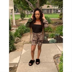 🚴‍♀️ 2 Piece Mesh Hoodie Biker Short Set 🚴‍♀️